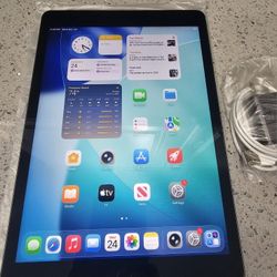 
Apple iPad 9th Gen 10.2"  64GB WiFi + Cellular UNLOCKED iOS 26 -Space Gray

