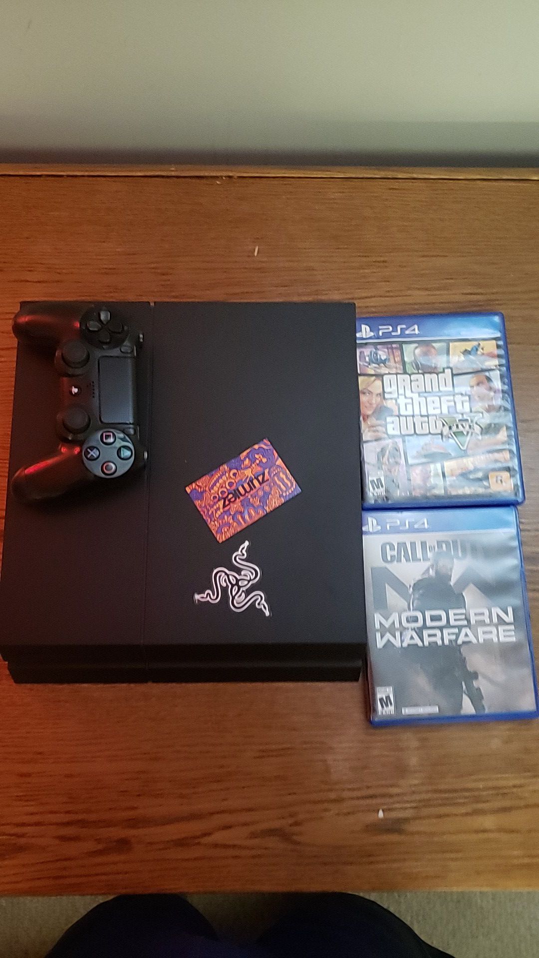 Ps4 with 2 games and a controller