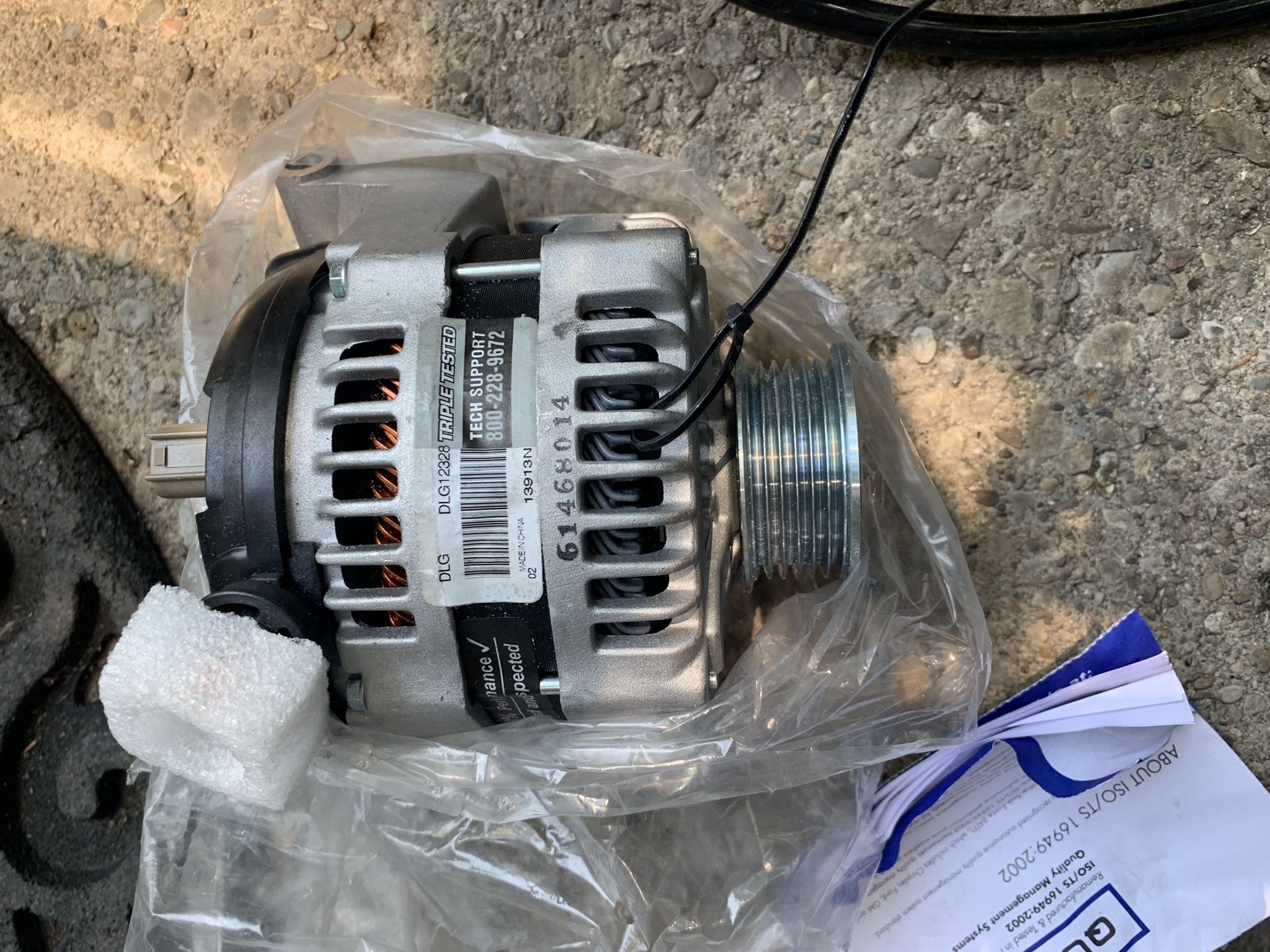 Jeep Cherokee Durango alternator