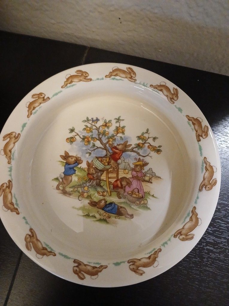 Royal Doulton Bunnykins Child Bowl