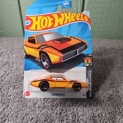 Hot Wheels HW Dream Garage 1/5 Custom Otto 6/250 Orange