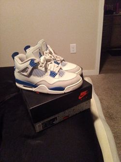 Jordan 4s 9inna half