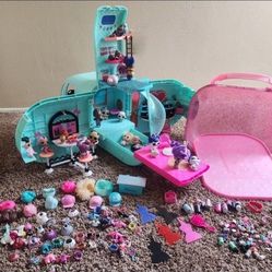 L.O.L. Surprise! 2-in-1 Glamper Fashion Camper with 55+ Surprises
