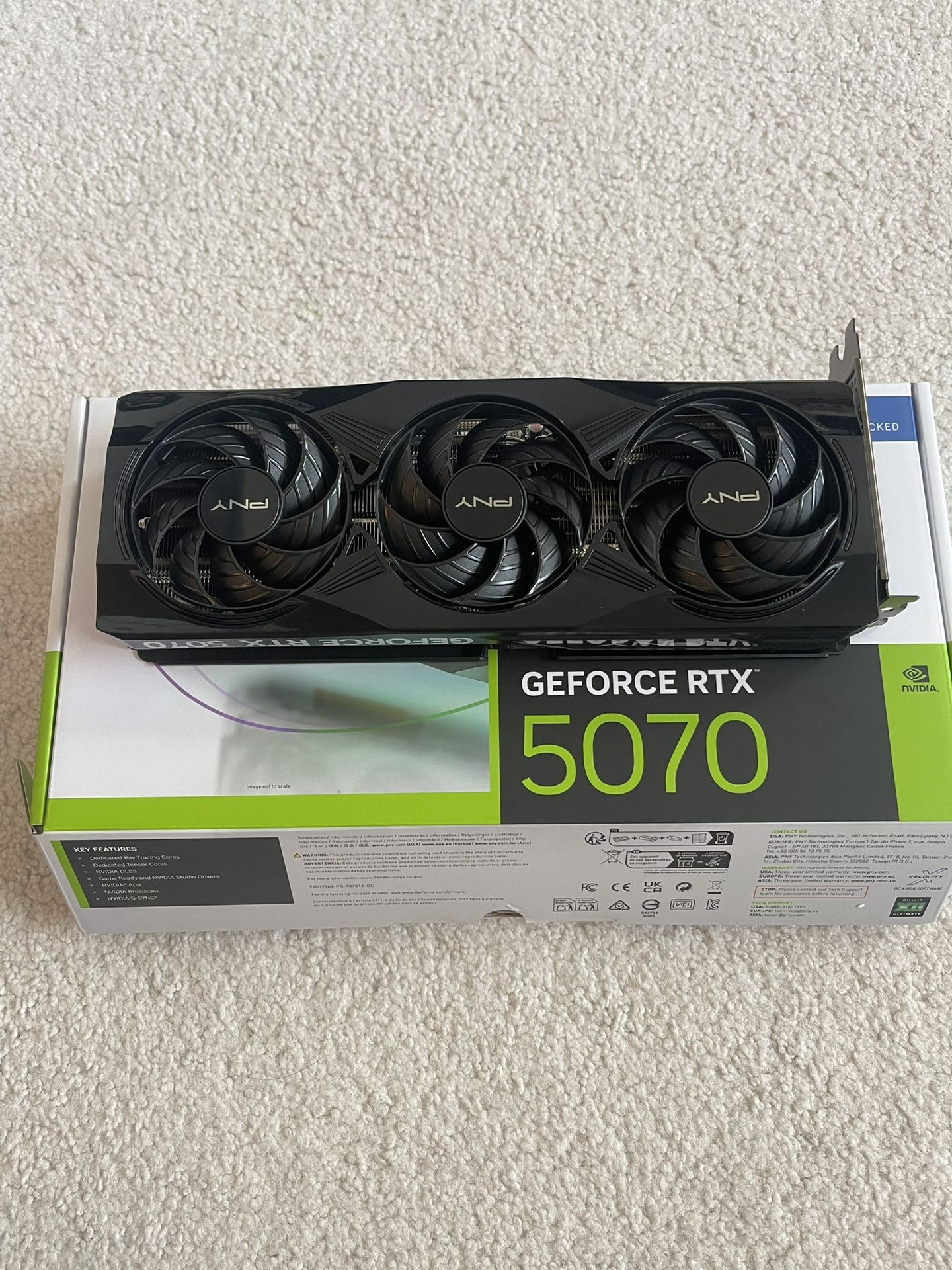 PNY Nvidia GeForce RTX 5070 12gb OC EDITION GPU GRAPHIC CARD GAMING PC PARTS FOR SALE
