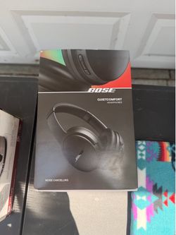BRAND NEW BOSE HEADPHONES