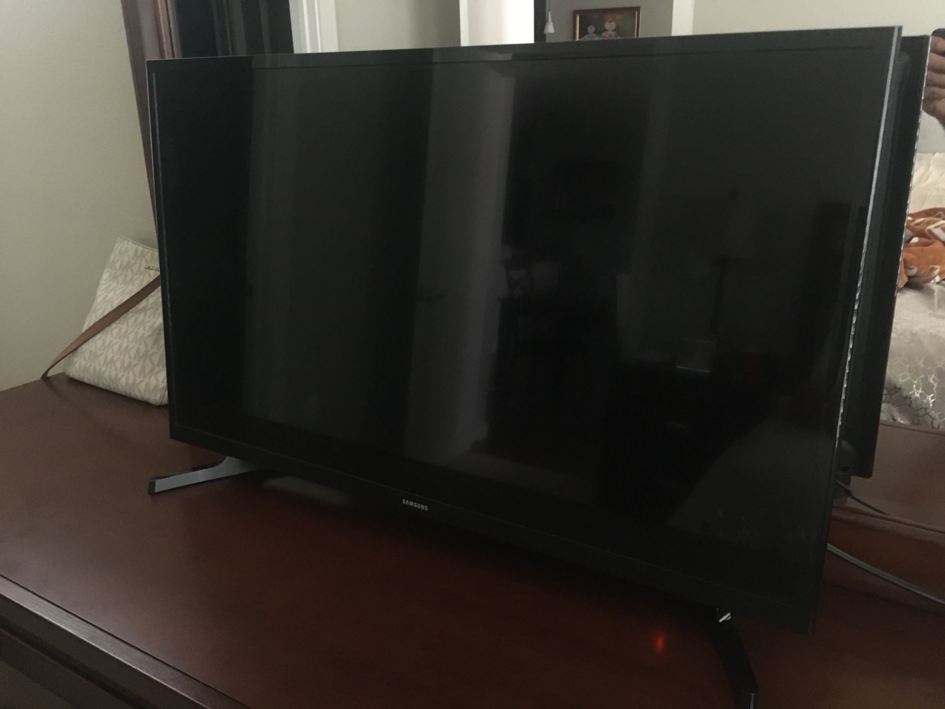 Samsung Smart TV 32” like new