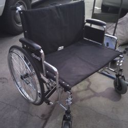 DRIVE SENTRA OVERSIZED WHEELCHAIR 30" WIDTH WITH ELEVATING LEGREST CAPACITY 700 LBS HEAVY DUTY