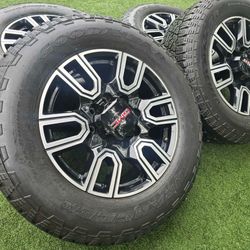 4 2025 GMC 2500 20” RIMS&TIRES $1700 275/65R20