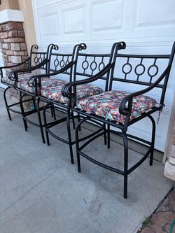 Set of 4 Black Metal Patio Bar Chairs with Cushions
