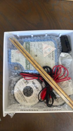 Electric fence energizer