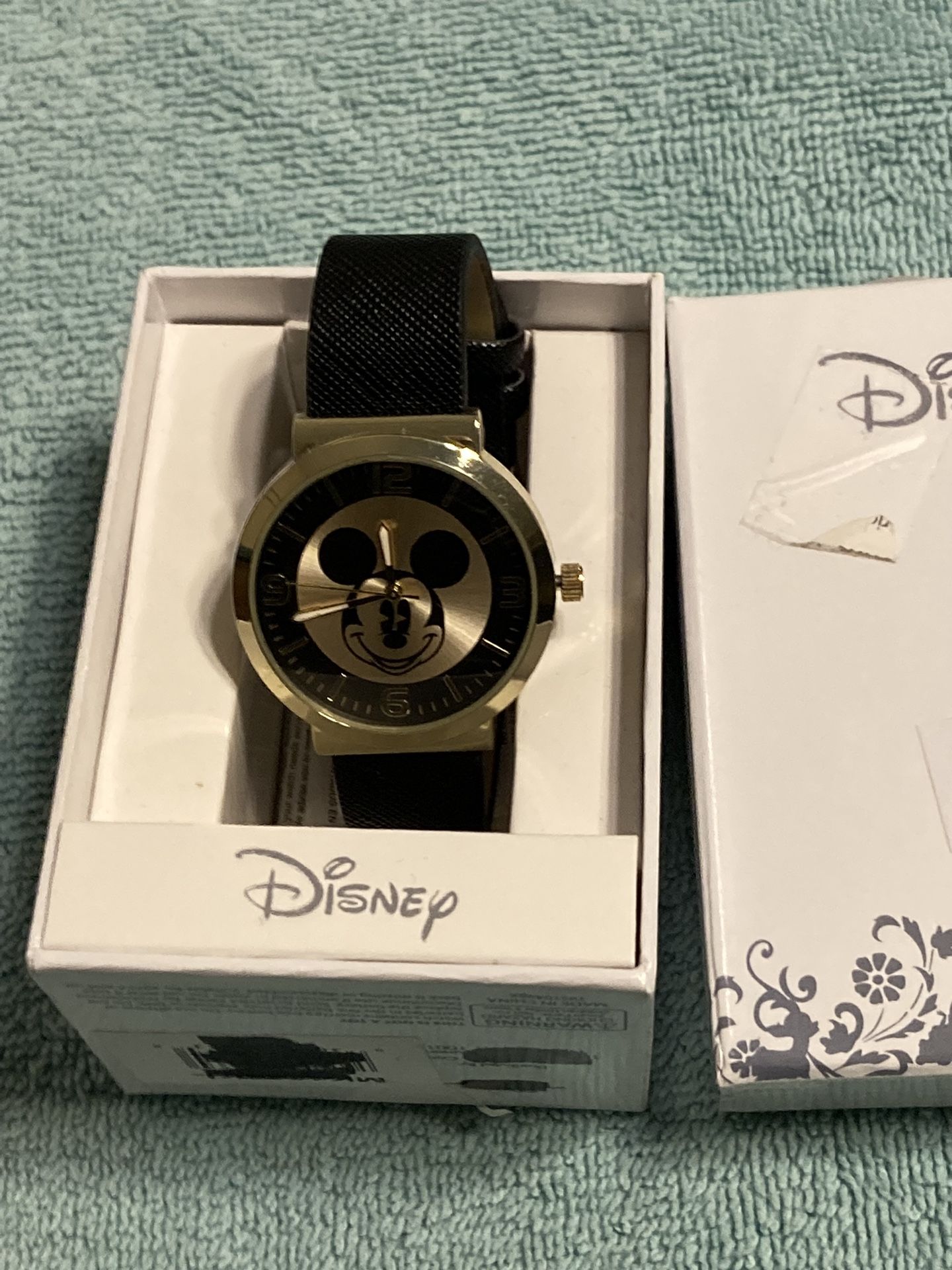 Disney Mickey Mouse Ladies Quartz Watch
