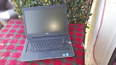 14" dell gaming laptop-i7(4600u)2.7ghz,8gigs, 256gb(msata) hd(ssd)2gb ded video(amd hd 8690m)