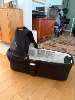 Nuna Mixx Bassinet Attachment