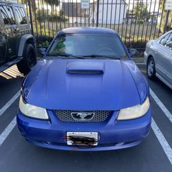 2003 Ford Mustang