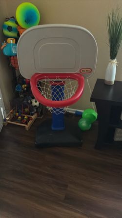 Children’s basketball court in good condition
