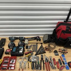 50pc Makita XDT14 18V Cordless Impact Drill TOOL SET HAMMERS WRENCHS SCREWDRIVERS SOCKETS IN LL BEAN TRAVELER BAG CASE