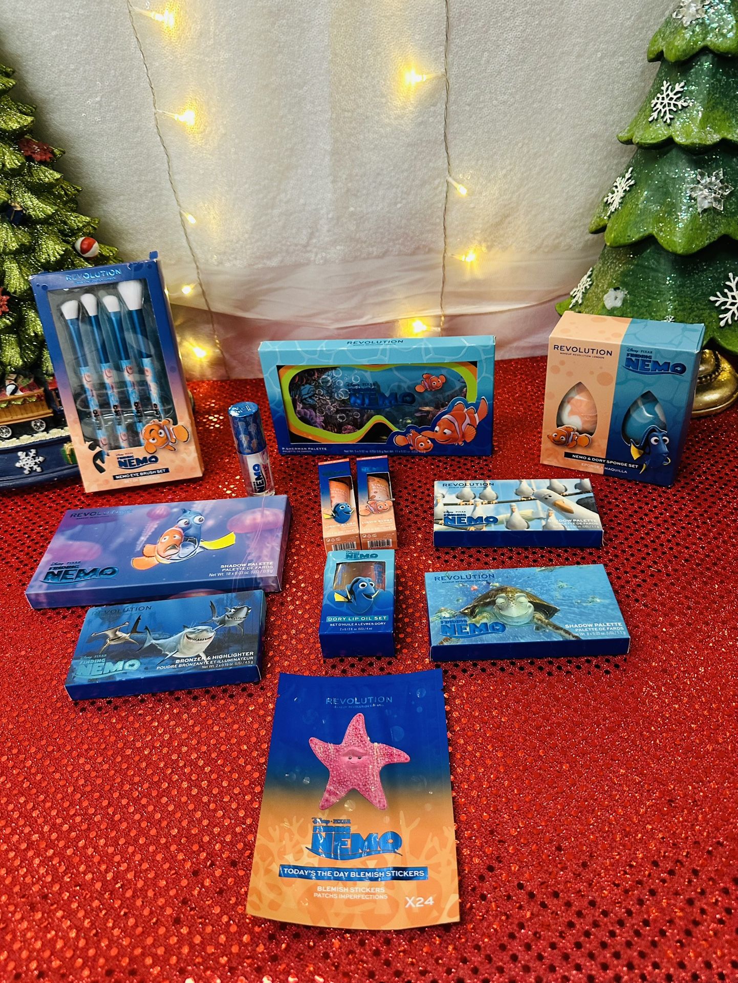 12 New Finding Nemo Revolution Makeup Set $100 “READ DESCRIPTION