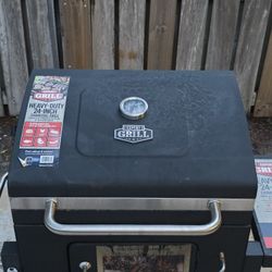 Charcoil Grill 