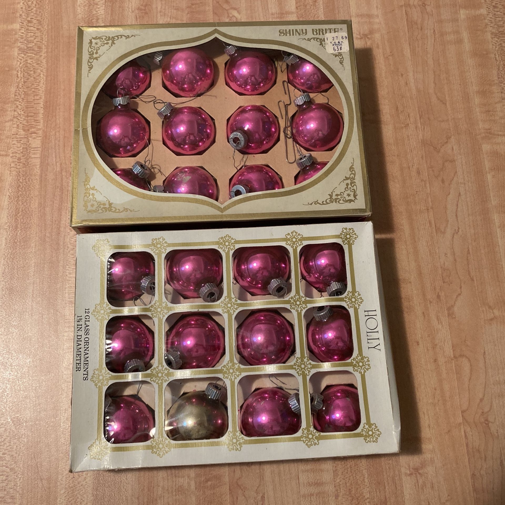 24 shiny bright vintage pink  small Christmas tree bulbs.