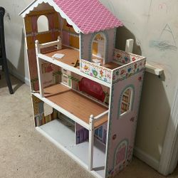 Doll House 