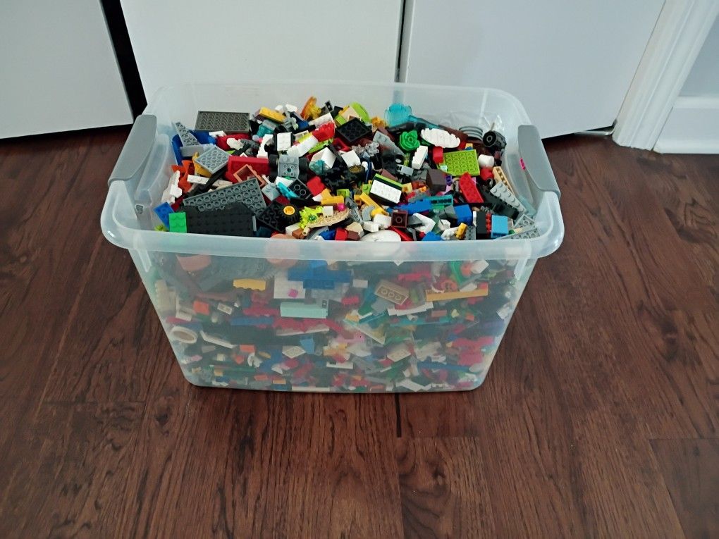Bin with Used Lego: 20 Pounds Total