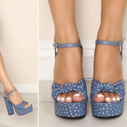 NEW FASHION NOVA HEELS