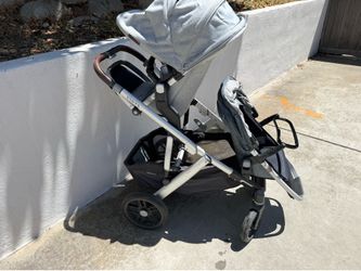 UPPAbaby Vista Double Stroller with rumble seat (2021–2022) – Two-Child Setup