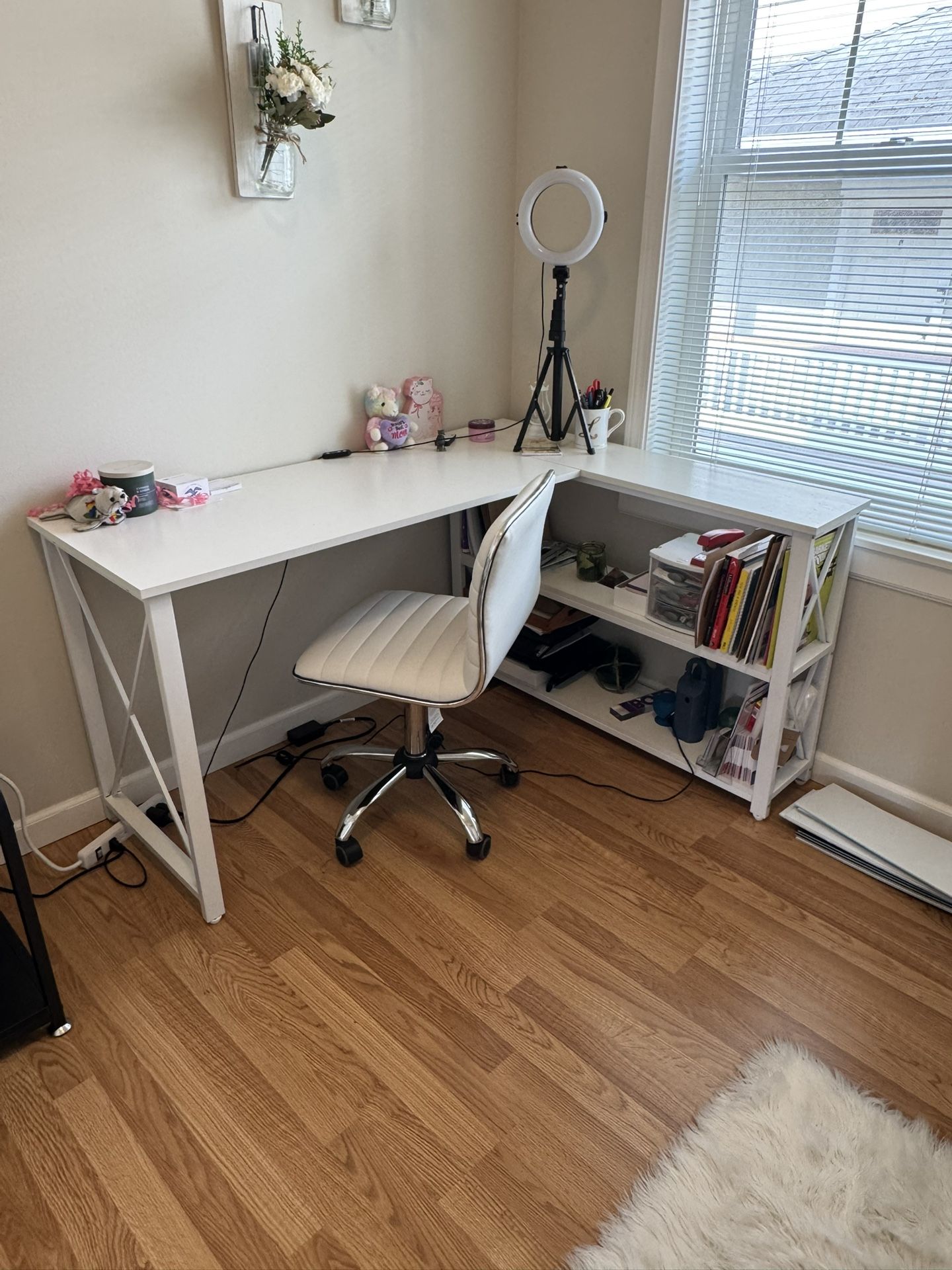 Desk And Chair