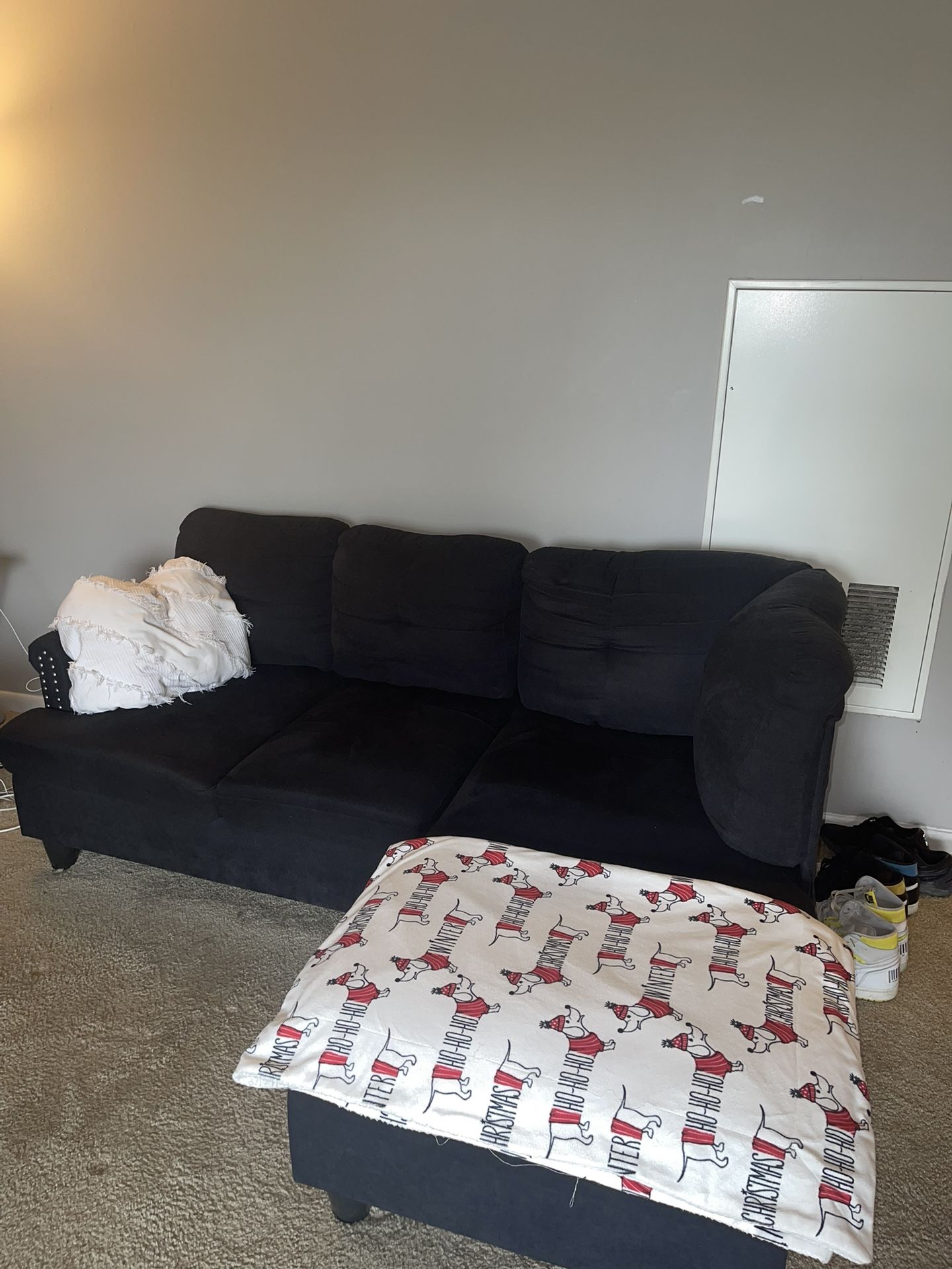 L - Couch