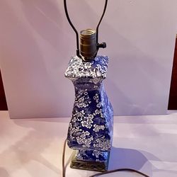 Vintage Blue & White Cherry Blossom Lamp