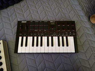 Akai Professional MPK Mini IV 25-Key MIDI Keyboard Controller - Black
