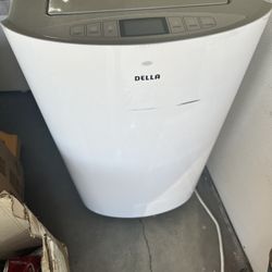 $120 DELLA Portable Air Conditioner – Works Great ！