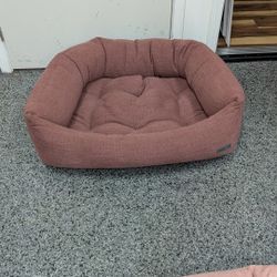 Jax + Bones Dog Bed. Machine Washable. $30 City Of Orange 🍊