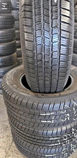 245/75/17 Michelin 📍📍 Vendo un set de llantas con 80% de vida las 4 📍

$170🌟