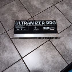 Behringer Ultramizer Pro DSP1424P