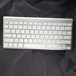 Apple Wireless Keyboard 