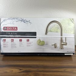 Delta Trask Pull Down Kitchen Faucet Champagne Bronze Finish