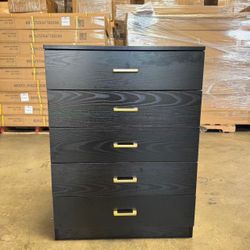 Brand New Dresser With 5 Drawers 