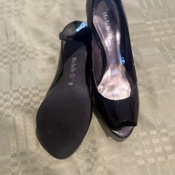 Black Shoes