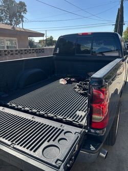 Chevy sliverado / GMC Sierra GM bed liner