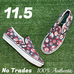 Size 11.5 Vans Classic Slip on “Crew Floral/Red” 🛹🌸