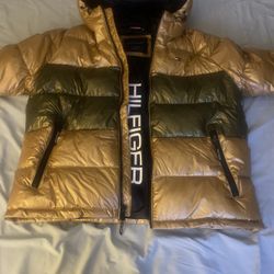 TOMMY HILFIGER PUFFER COAT 