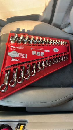 Milwaukee Max Bite 15-Piece SAE Combination Wrench Set