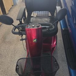 Motora