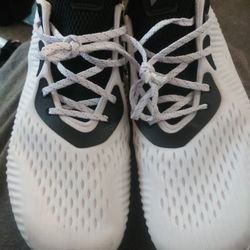 Adidas Alpha Bounce Size 12