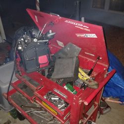 U.S. GENERAL TOOL BOX