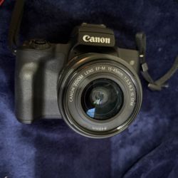 EOS M50 camera cannon WILLING TO NEGOTIATE 