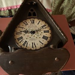 Absolutely Beautiful Eight Day Movement New England Clock Company Wall Clock