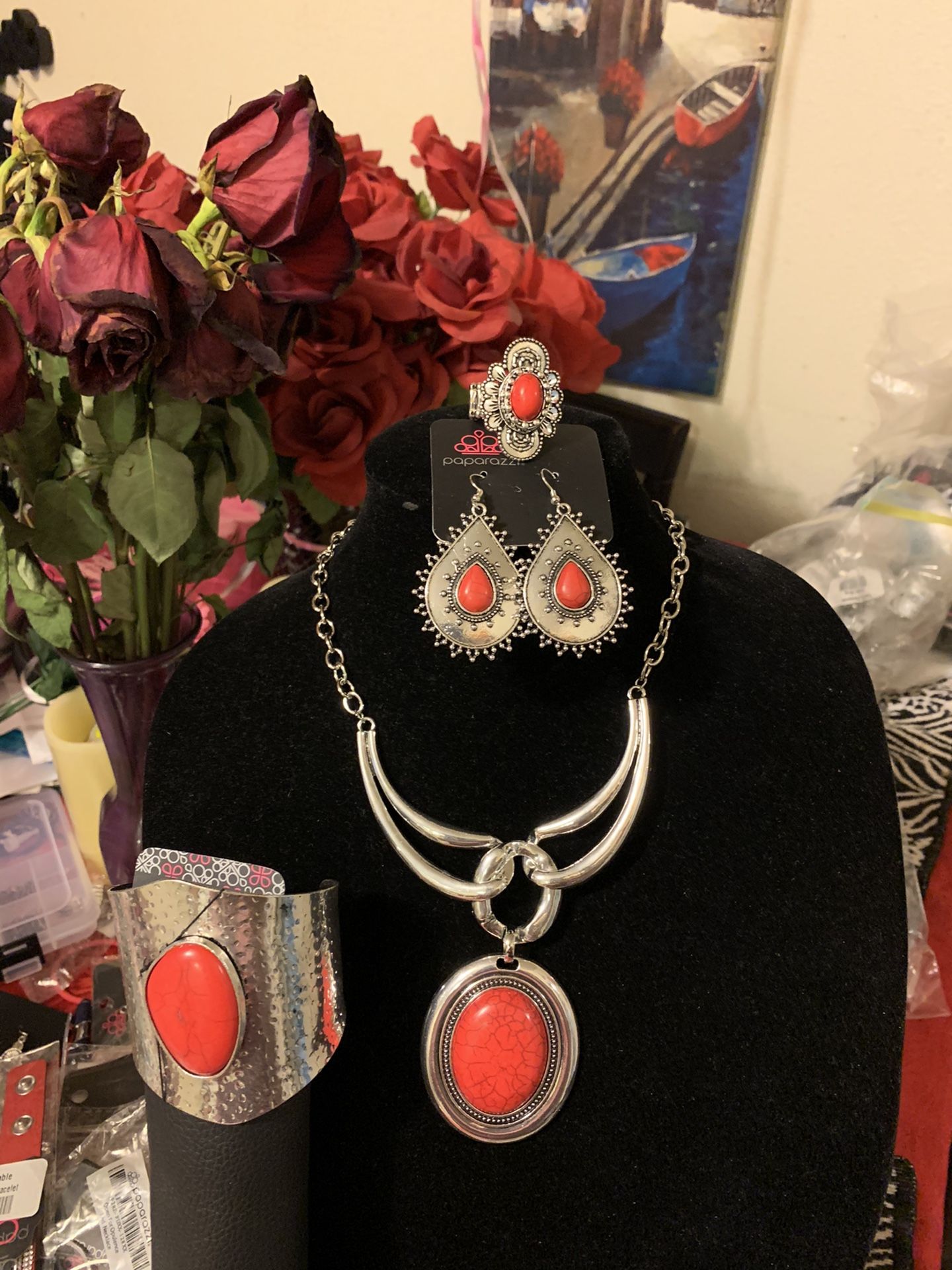 New 4pc set color silver with red stones