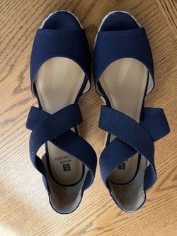 navy blue small wedge open toe